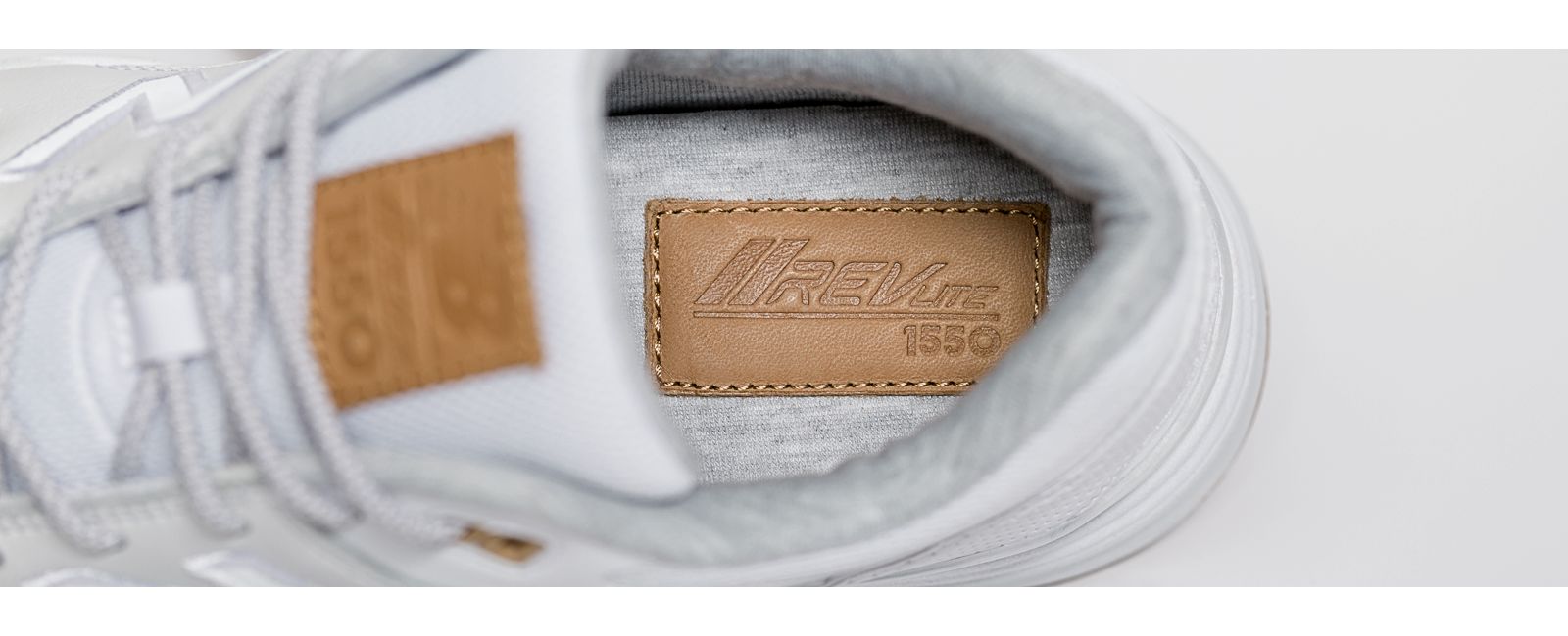 new balance 1550 Beige