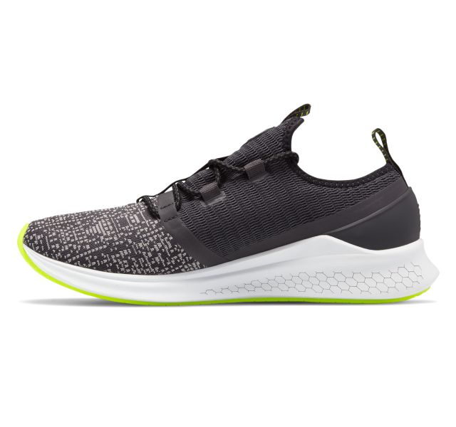 Men's Fresh Foam Lazr Sport