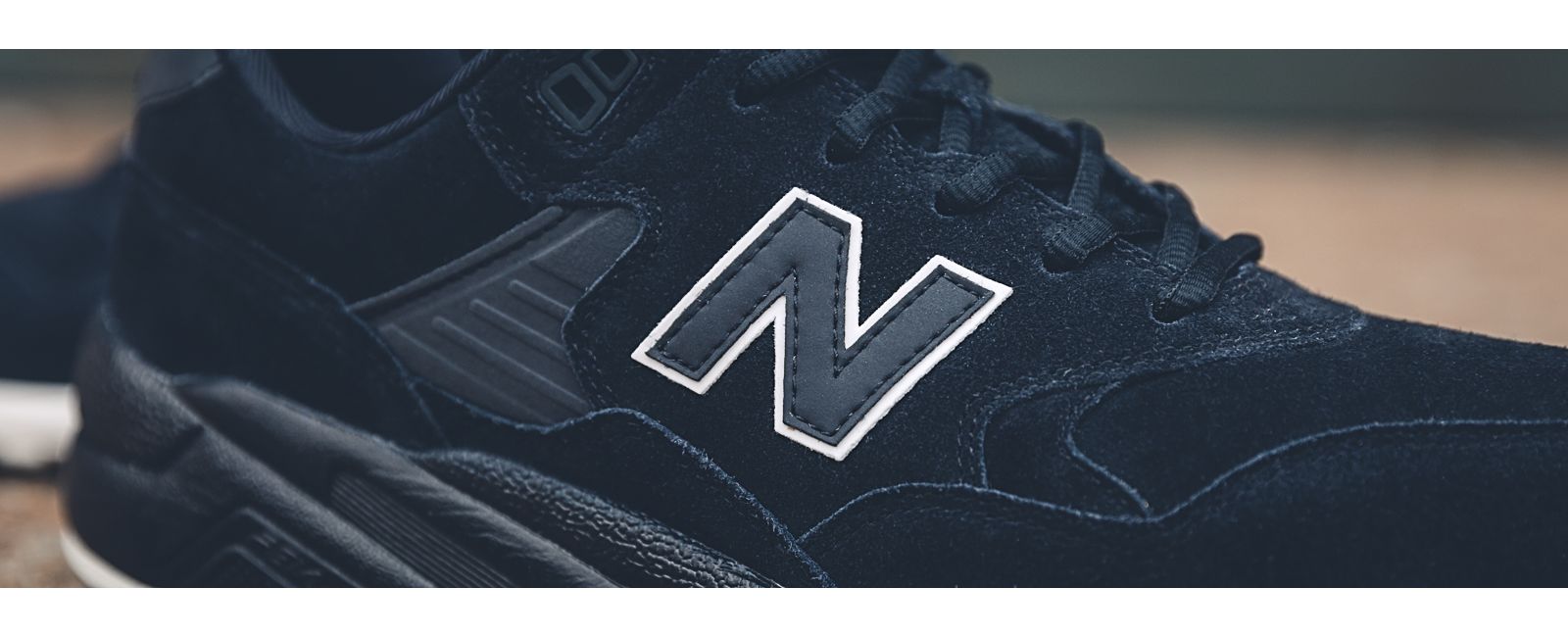 new balance mrt580bv