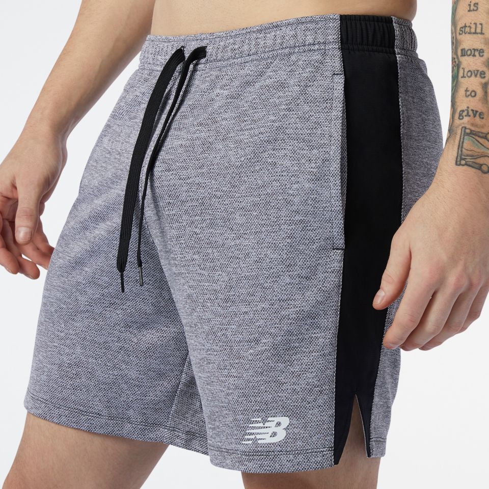 New balance Tenacity Lightweight Knit Short 6290.0 Sneaks.kg