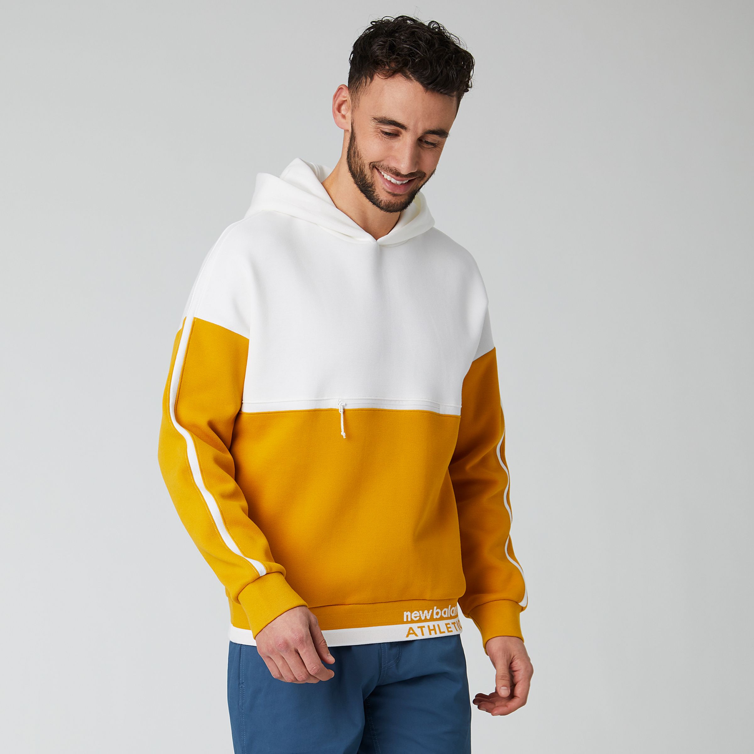 nb athletics pullover