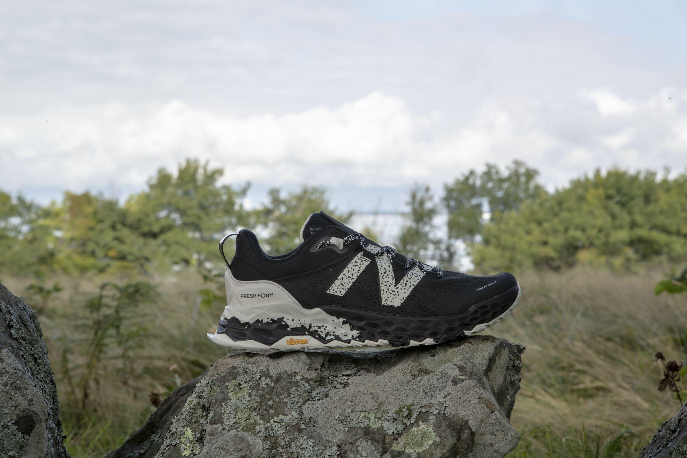 new balance hierro v5 wide