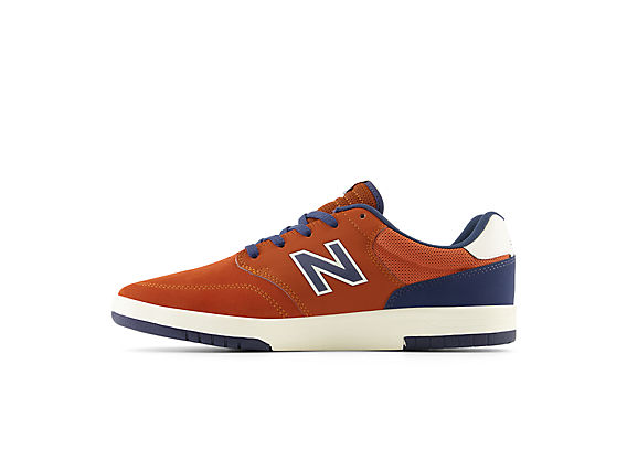NB Numeric 425, Rust with Navy