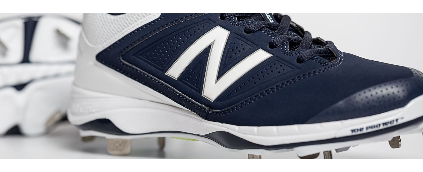 new balance 4040v1 metal