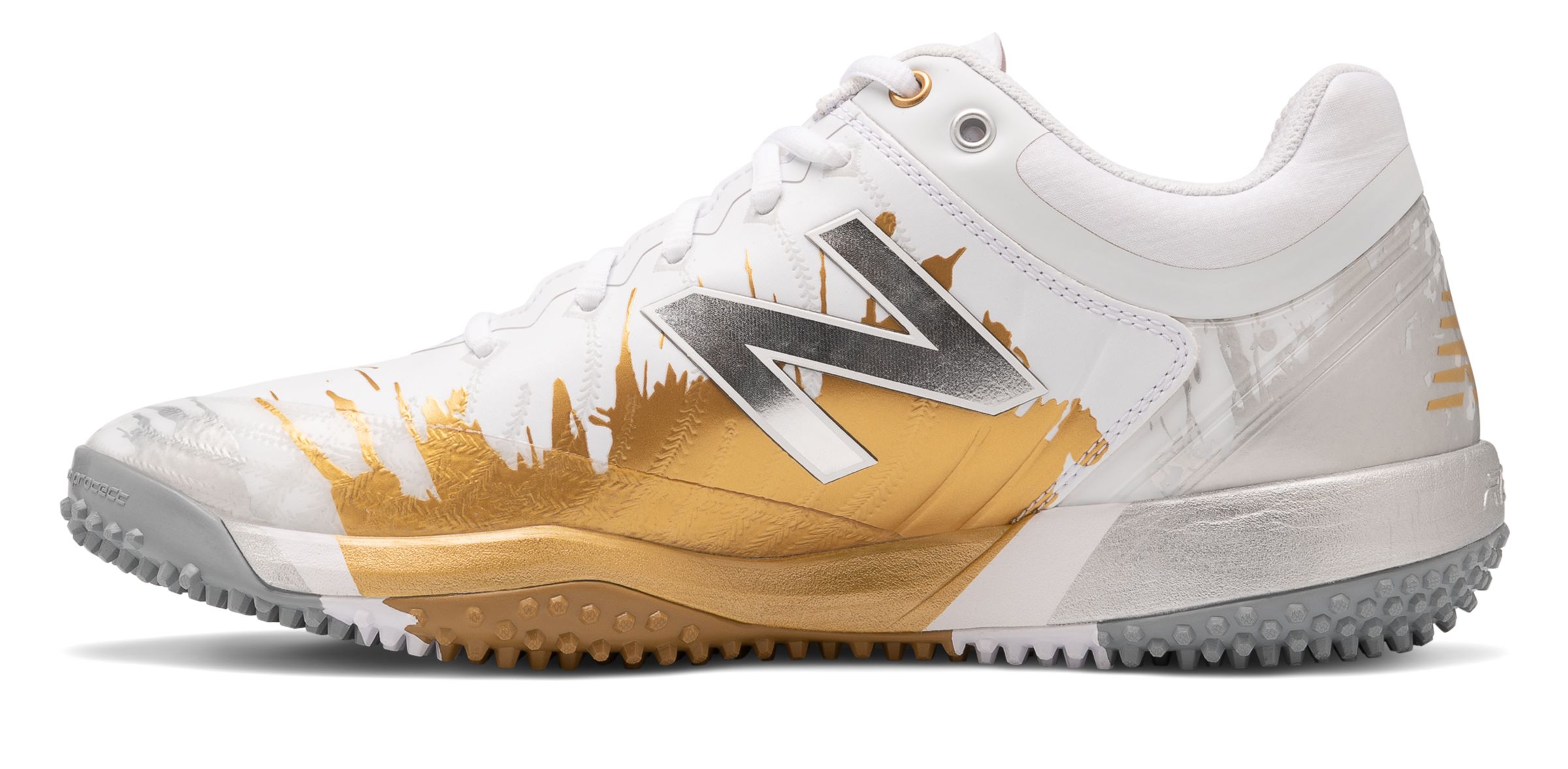 new balance playoff pack turf