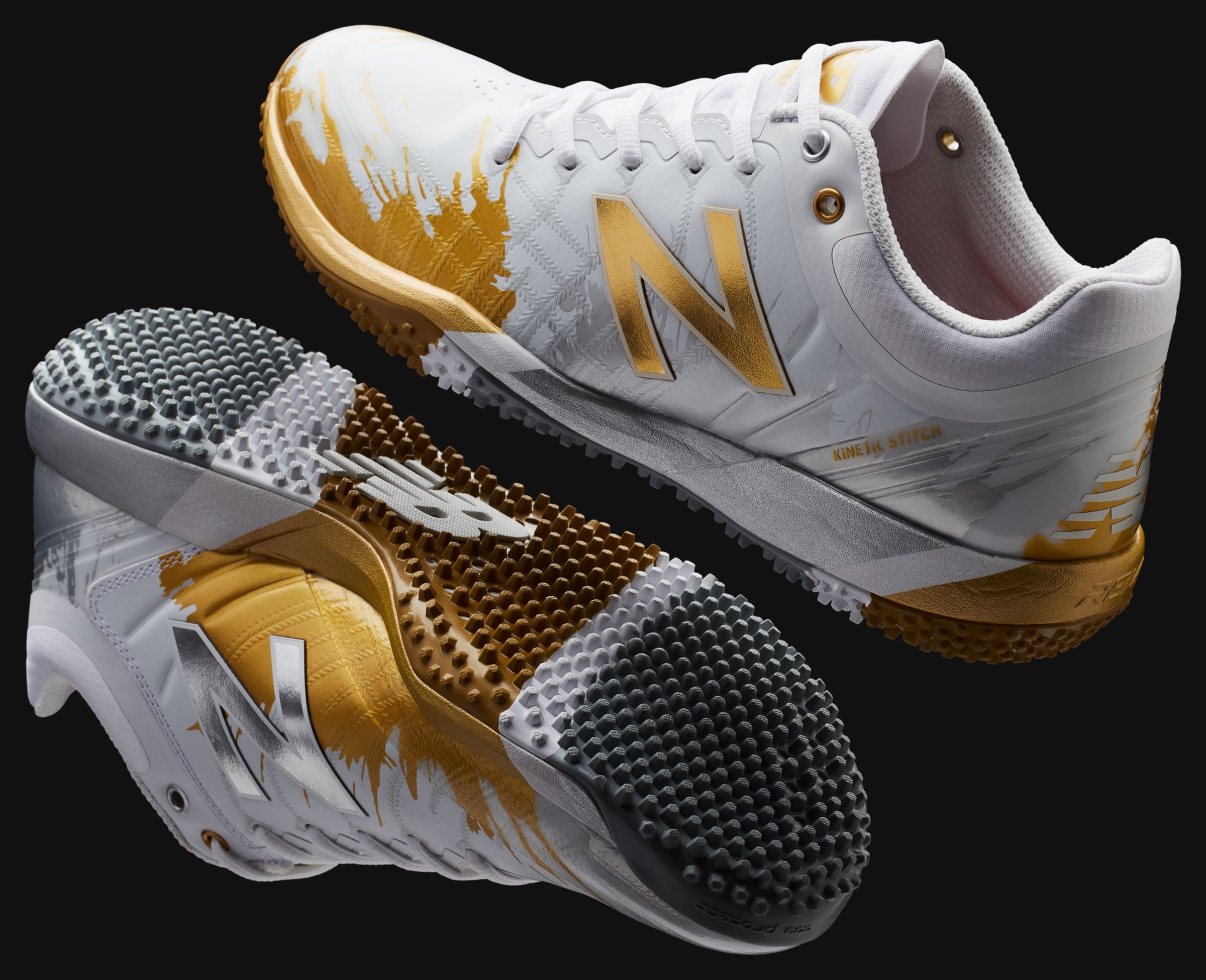 new balance playoff pack turf