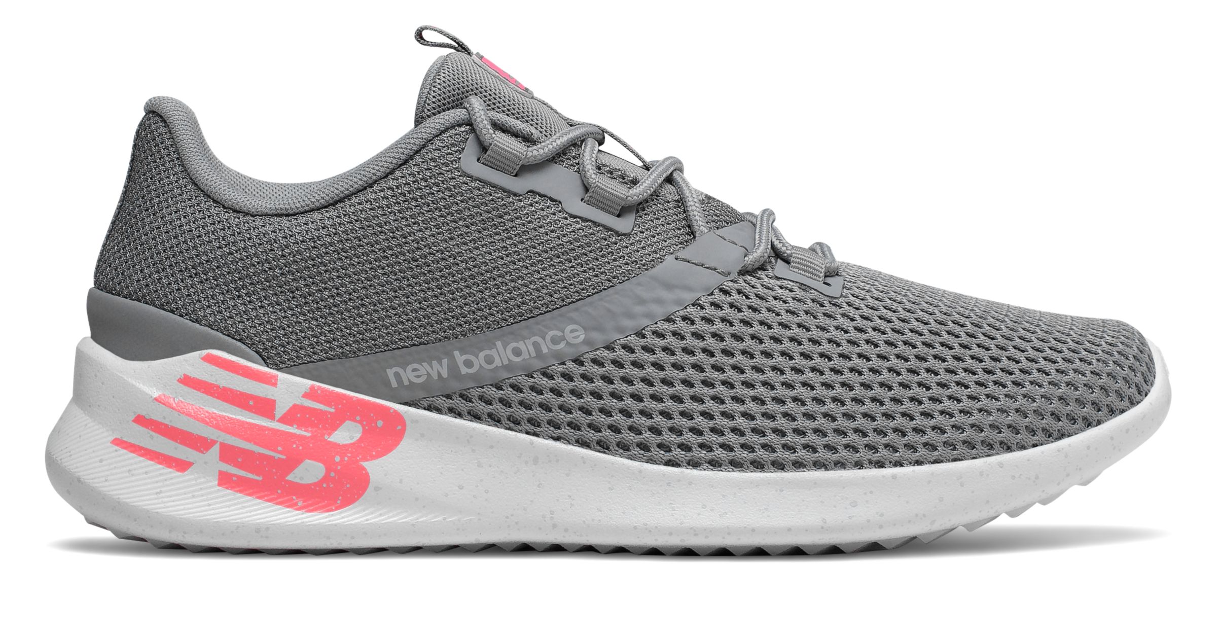new balance women's district run