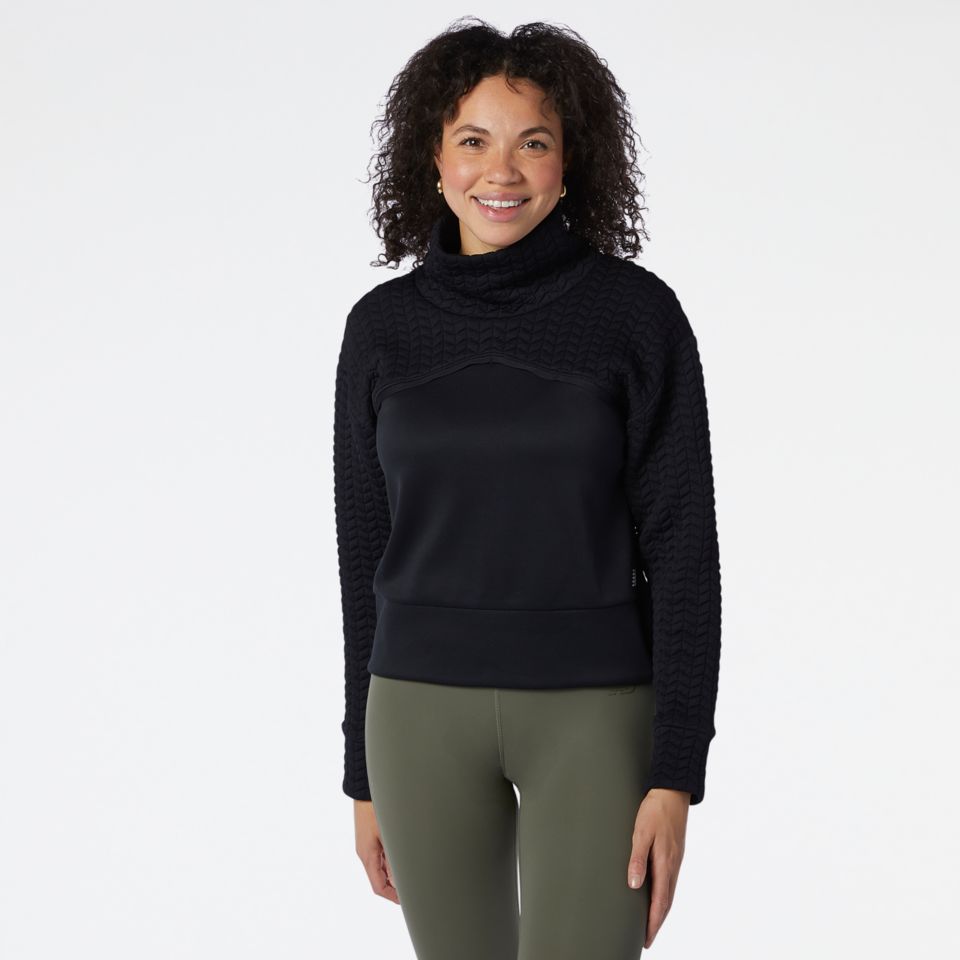 New balance women's heat loft funnel pullover hotsell