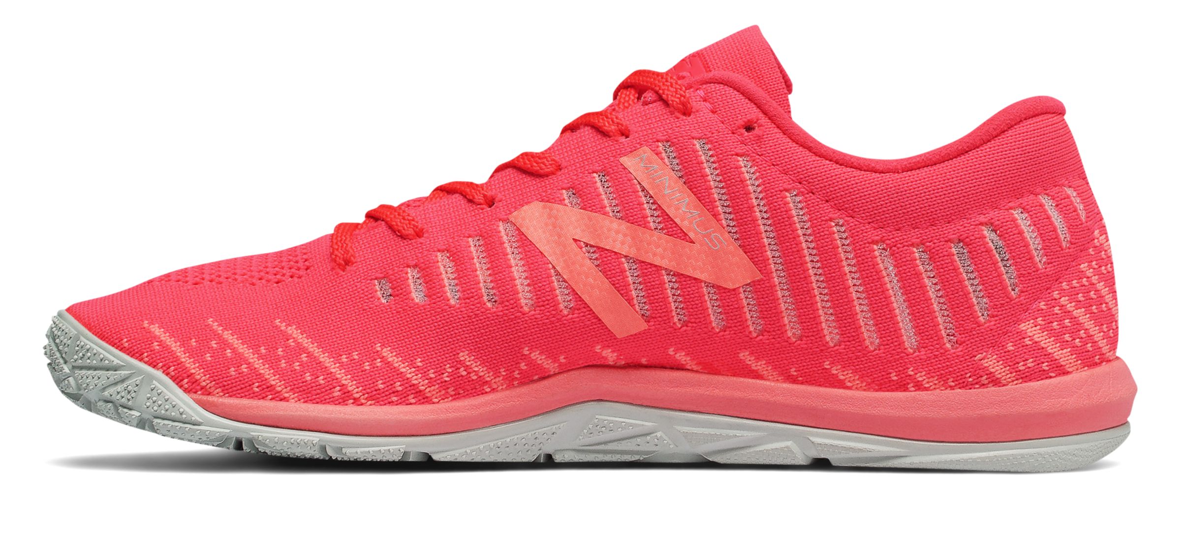 new balance women's minimus 20v7 trainer