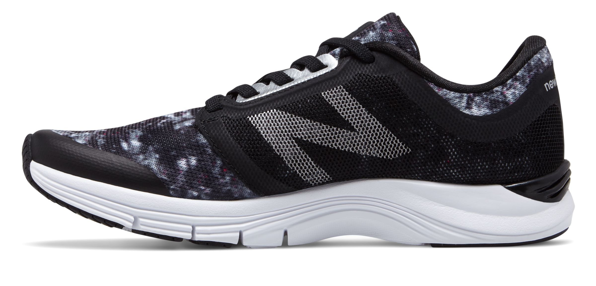 women's new balance 713 graphic trainer