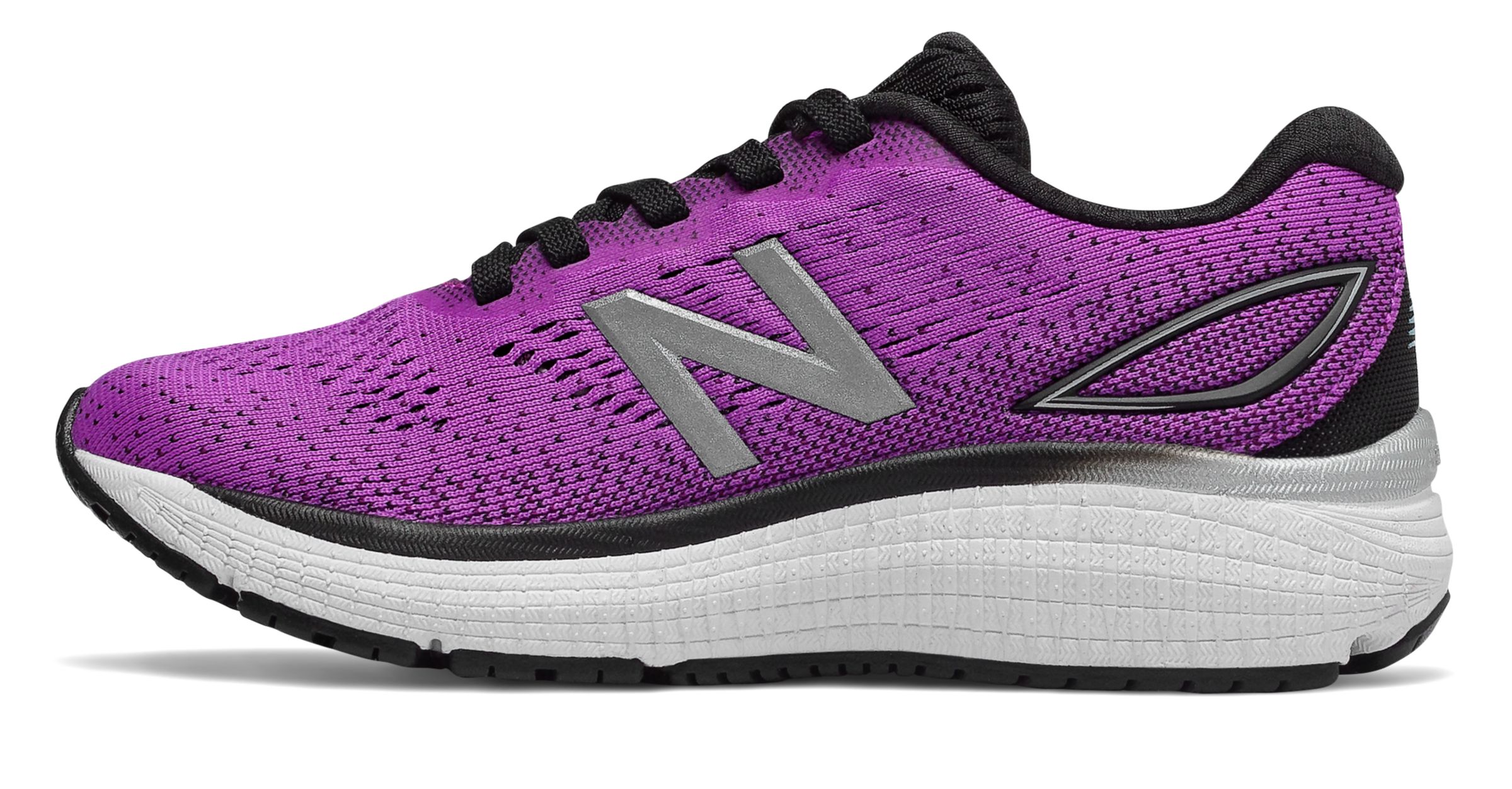 new balance kids 880v9