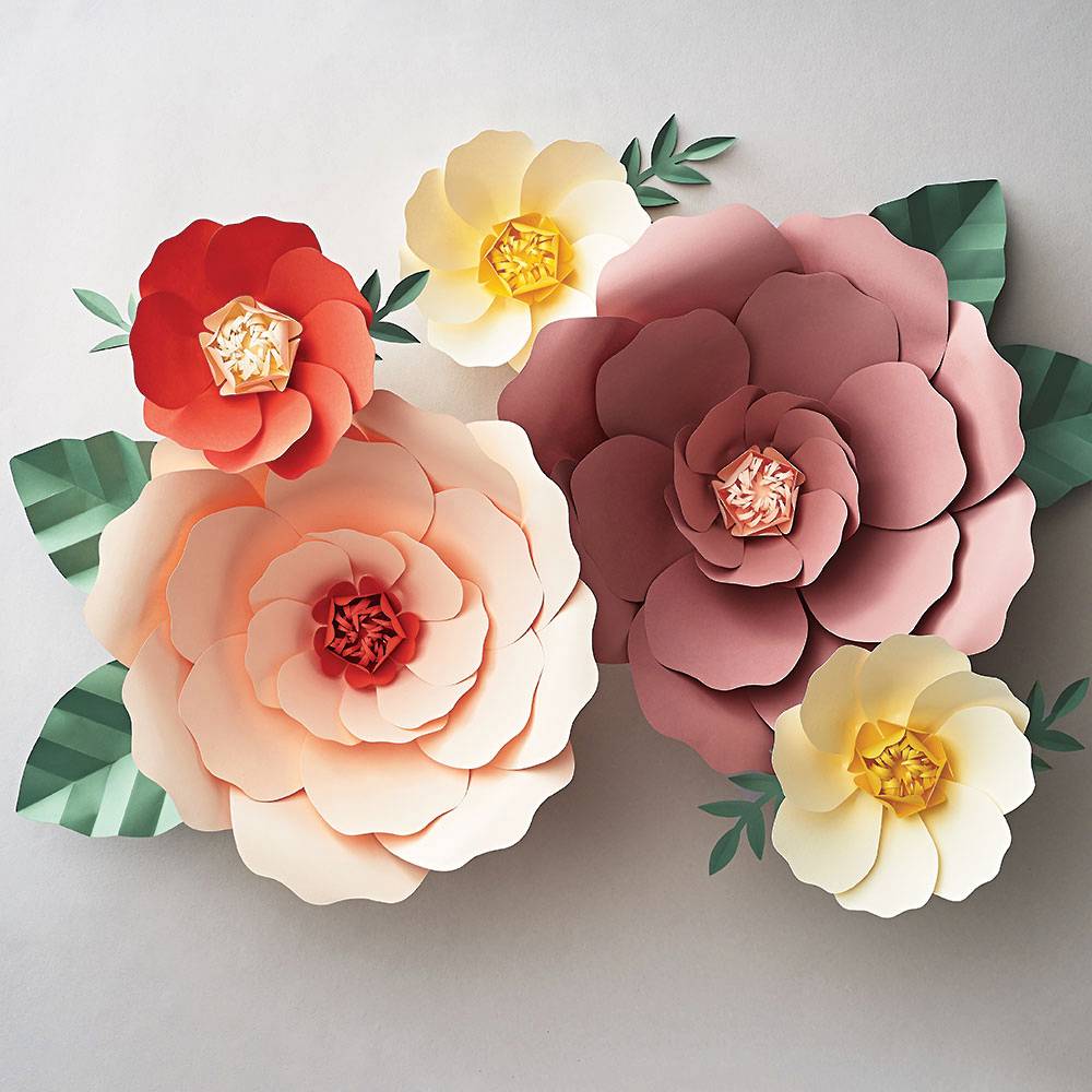 GIANT PAPER FLOWER HOW TO 
