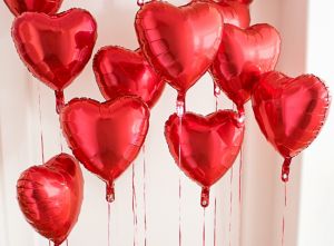 pi red heart balloons rec?wid=300&qlt=80&fmt=pjpeg&cache=on