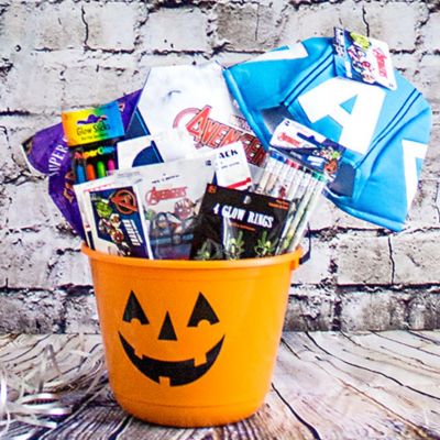 cute halloween baskets for boyfriend