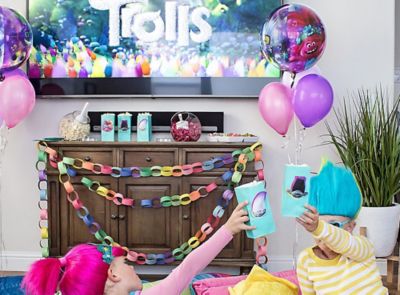 17 Dreamworks Trolls World Tour Watch Party Ideas Party City