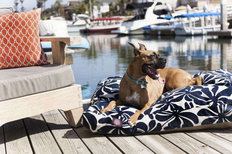 MajesticPet 788995502142 36 x 44 in. Plantation Rectangle Pet Bed, Navy Blue