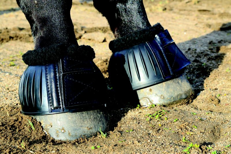PROFESSIONAL'S CHOICE Fleece Open Black Medium Bell Boot (BBRF302-BLA)