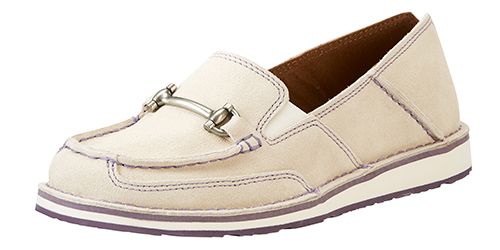white sandshoes ladies