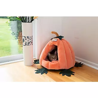 Armarkat Pumpkin Shape Cat Bed