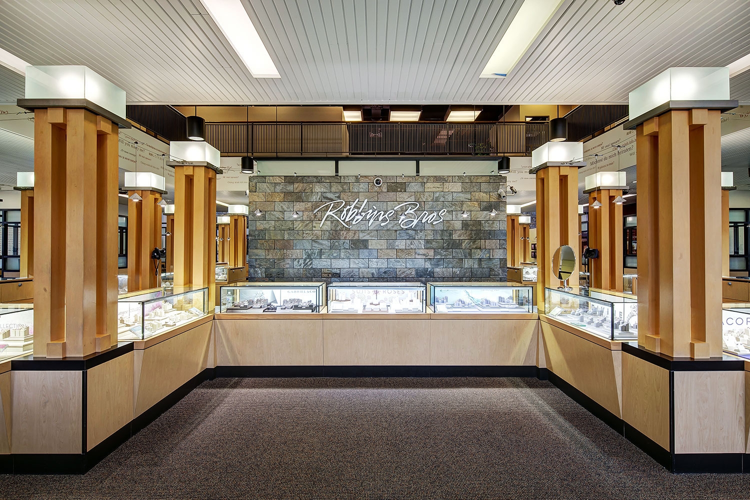 Fullerton fine jewelers store