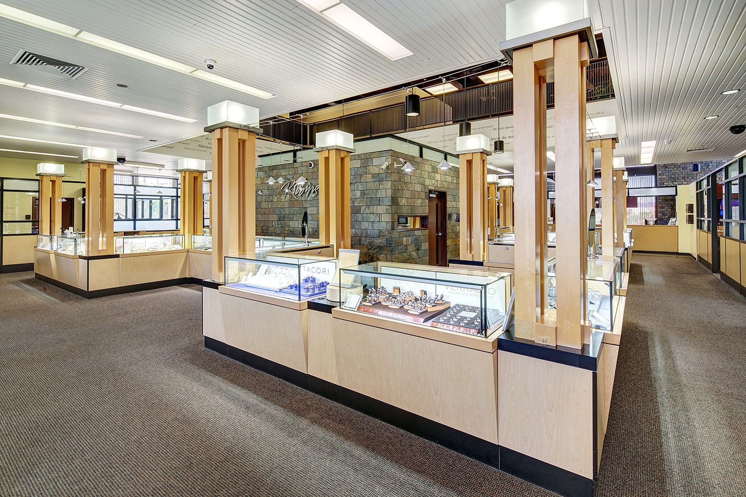 Fullerton fine jewelers store