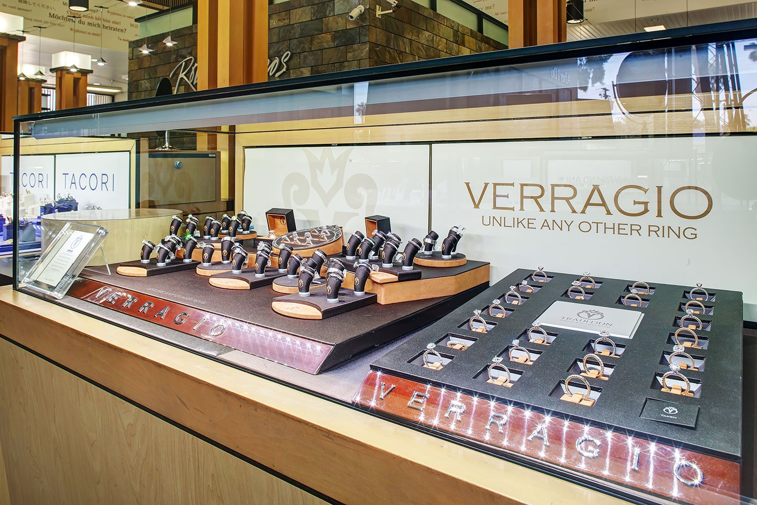 Fullerton fine jewelers store