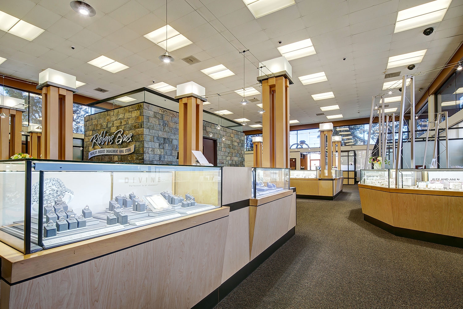 Torrance fine jewelers store