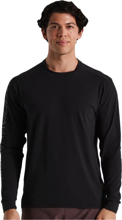 Men s Trail Long Sleeve Jersey Black S Jerseys Trikots TheFlow.bike
