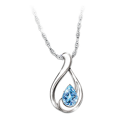 Women's Necklace: Heavenly Star Pendant Necklace