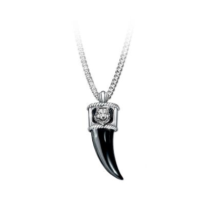 Men's Pendant Necklace: Lone Wolf