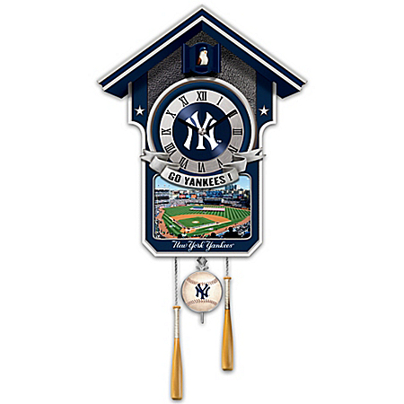 Cuckoo Clock: Moments Of Greatness: The New York Yankees Cuckoo Clock