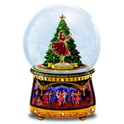 Nutcracker Musical Glitter Globe