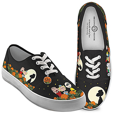 PEANUTS Charlie Brown Great Pumpkin Womens Shoes