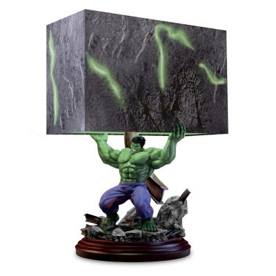 MARVEL HULK Smash Sculpture Table Lamp