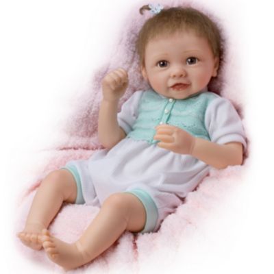 Girl Baby Doll: Alyssa's Happy Feet