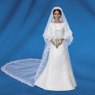 Meghan Markle, Royal Romance Fine-Porcelain Bride Doll