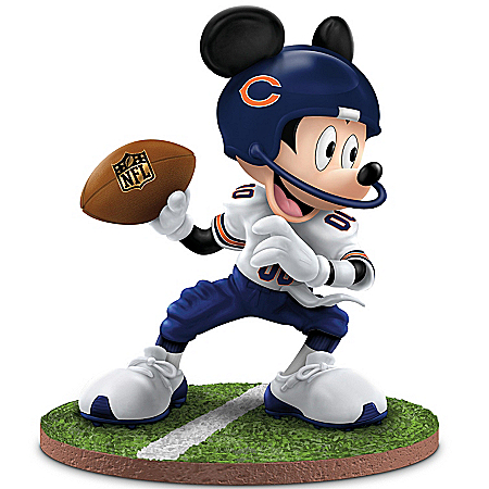 Disney Mickey Mouse Chicago Bears Football Figurine: Quarterback Hero