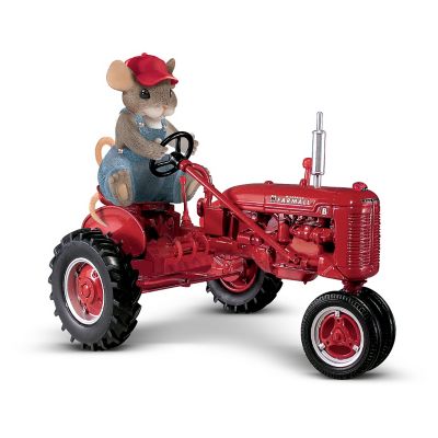 Farmall Charming Tails Mouse Figurine: You're Sow Dear To Me