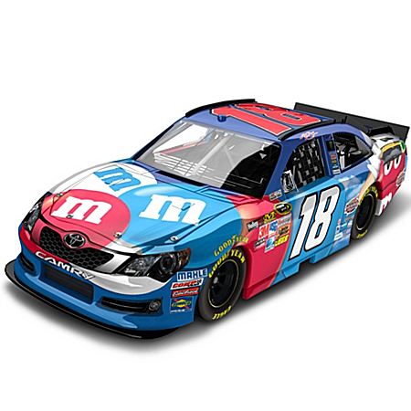 NASCAR Kyle Busch No. 18 M&M'S Red, White & Blue 2012 Diecast Car