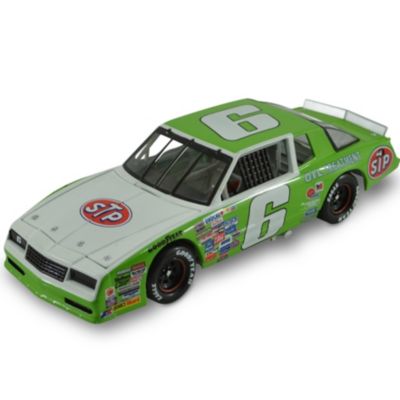 NASCAR Richard Petty No. 6 STP Monte Carlo Diecast Car