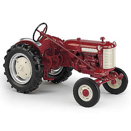 Farmall Cub Lo-Boy Diecast Tractor