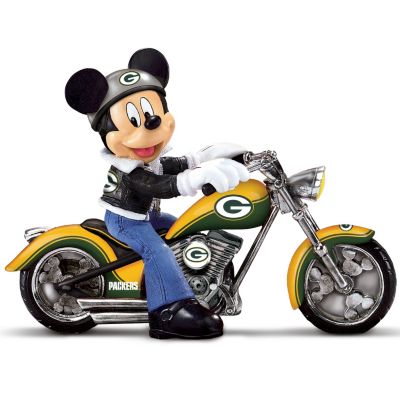 Disney NFL Figurine: Green Bay Packers Headed For Victory