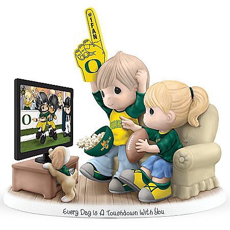 Precious Moments Every Day Is A Touchdown With You Oregon Ducks Figurine