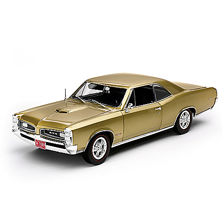 1:18-Scale 1966 Pontiac GTO Diecast Car With Rare Tiger Gold Paint Scheme
