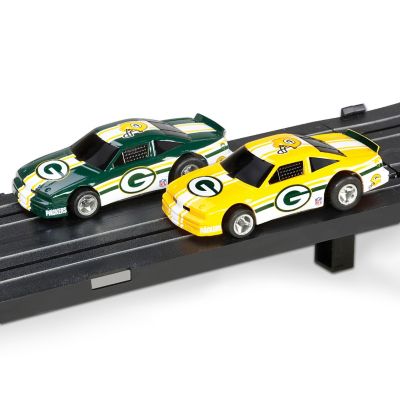 NFL Green Bay Packers Electric Slot Car Set