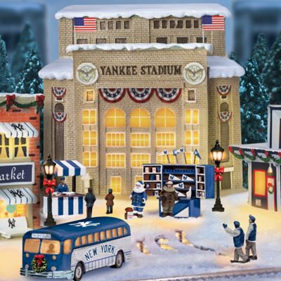 New York Yankees Major League Baseball Christmas Village Collection