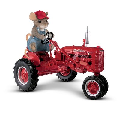 Charming Tails Farmall Squashville Farm Figurine Collection