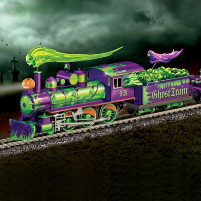 Haunted Ghost Illuminated Glow-In-The-Dark HO-Gauge Electric Train ...