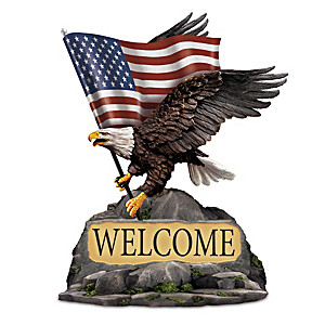 "American Welcome" Outdoor Sign With Solar-Powered Lights