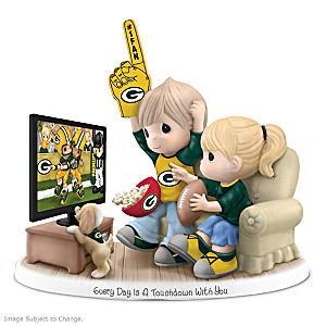 Green Bay Packers Porcelain Figurine With Fans, TV & Pup